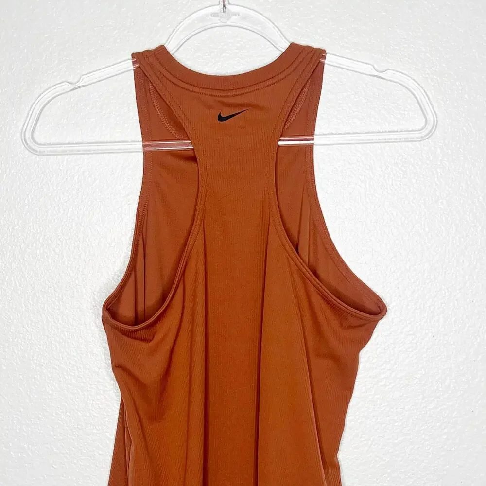NIKE Dri Fit Studio Ribbed Athletic Tank Top Racerback Burnt Orange Womens Sz M